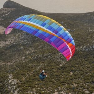 paragliding in solang valley