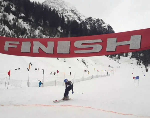 Skiing in Solang Valley