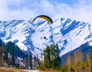 Paragliding in Manali by Indian Para Association